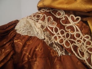 19th Century Fashion Exhibit in Luras